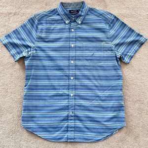 Nautica Mens Short Sleeve Button-down
Striped Shirt, Classic Fit, Size M